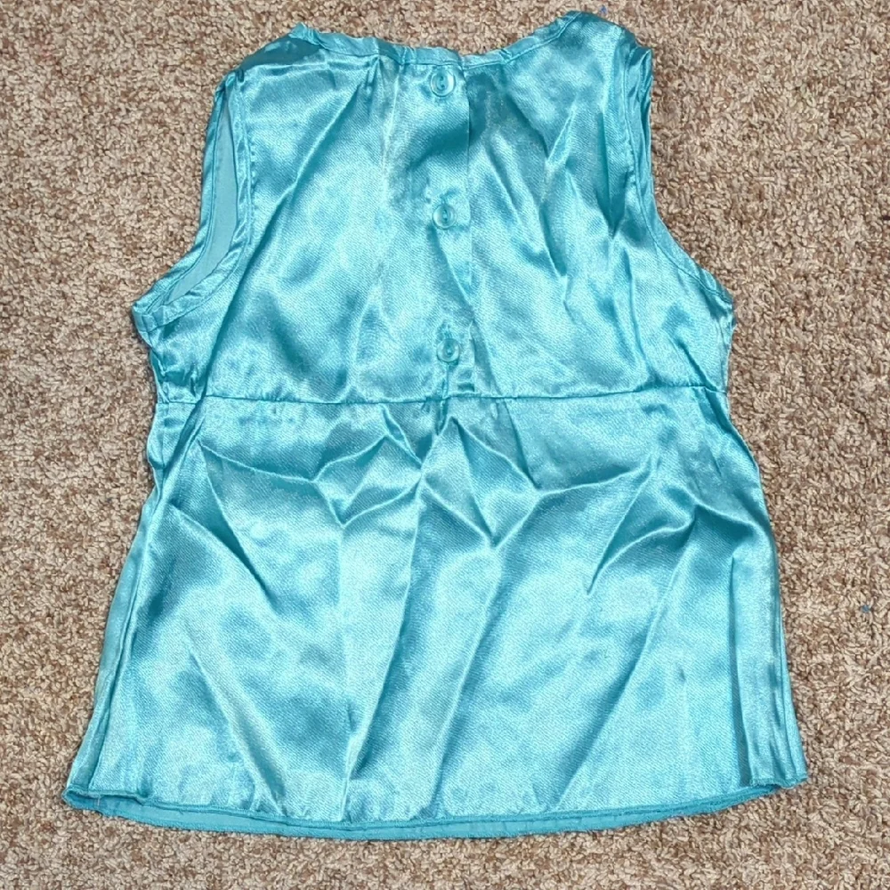 Charming Aqua Sleeveless Kids Top - Picture 5 of 5